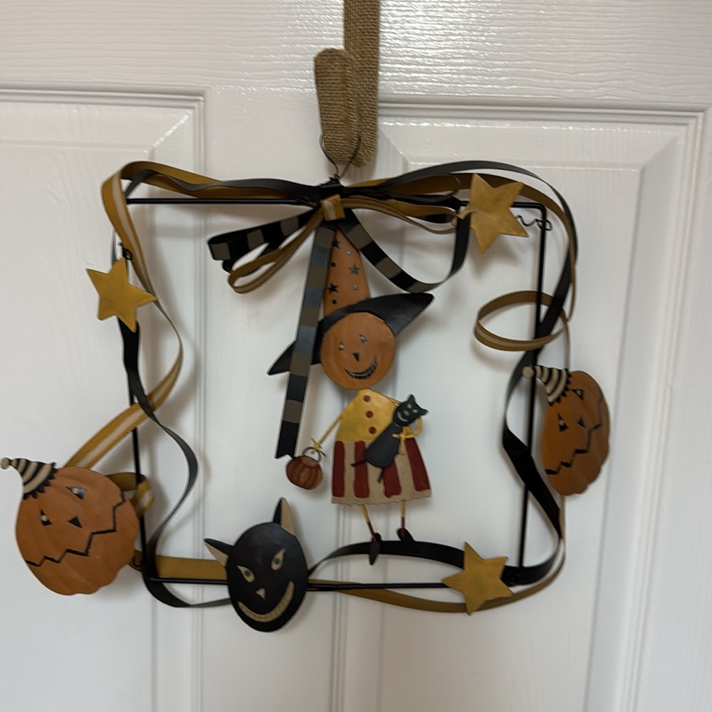 Halloween Wreath Metal